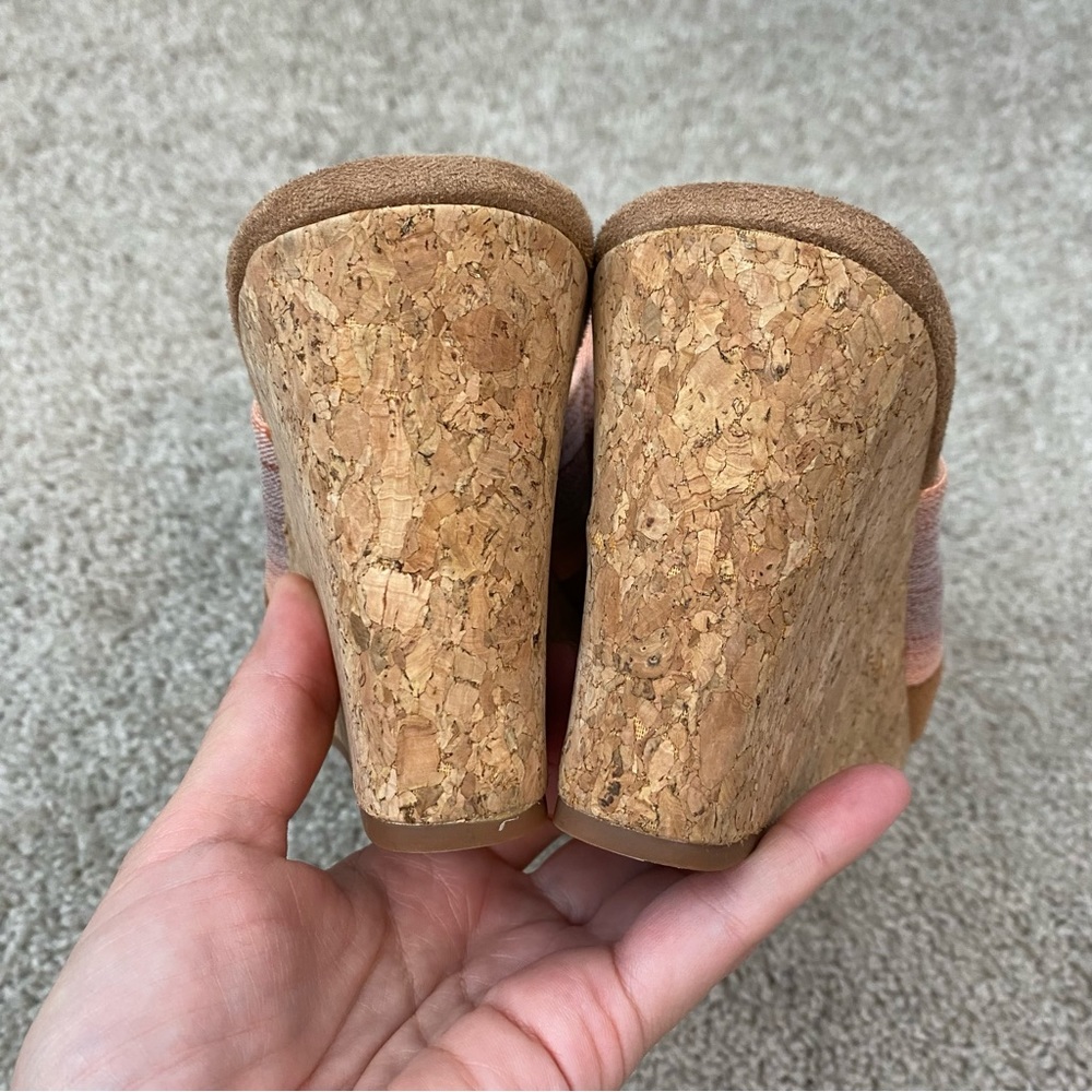 TOMS Cork Wedge Sandals 8 - Picture 4 of 9